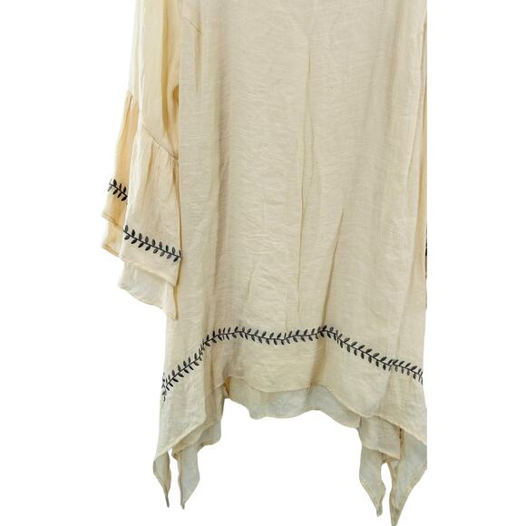 Indigo Soul Cream Blouse w/ Black Accents Women’s L | EUC - Picture 6 of 11